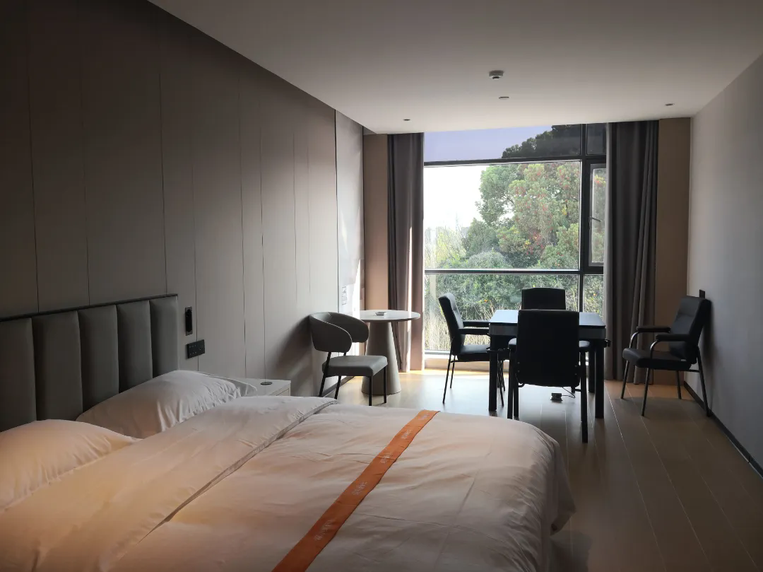 640 (1).webp (1).png